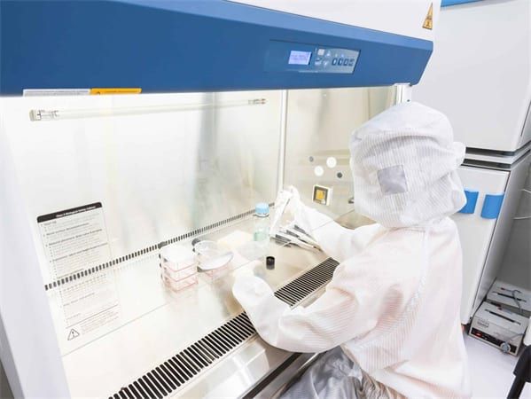 MAXCLEAN의 국제 클린룸 공급 파트너십